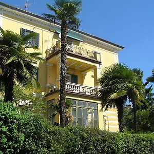 https://studio-villa-mir.in-istria.net